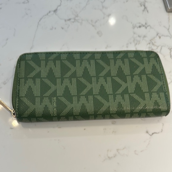 Michael Kors Forest Green Wallet with tan interior with Gold Accents - Picture 6 of 9
